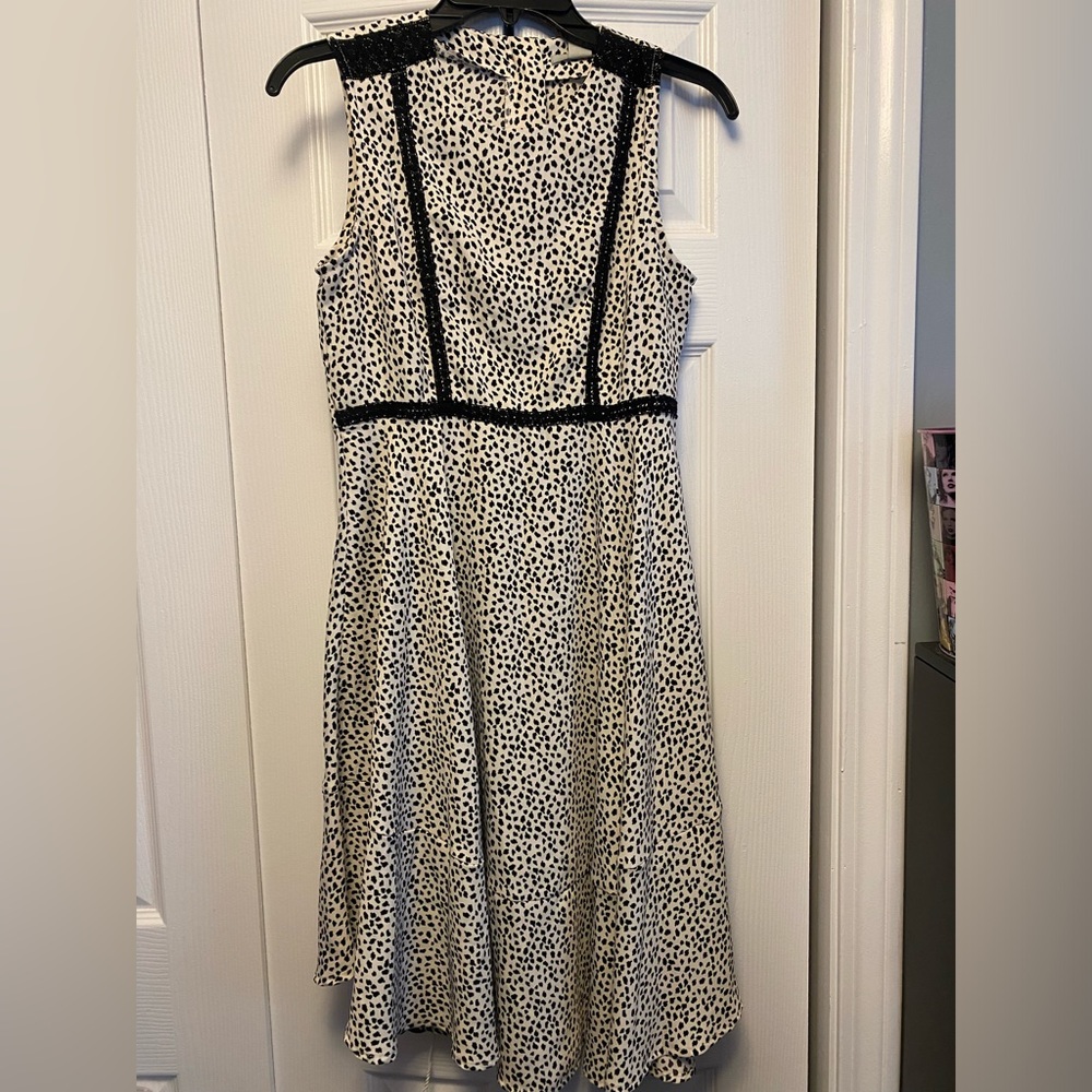 H&M White Leopard Print Dress
